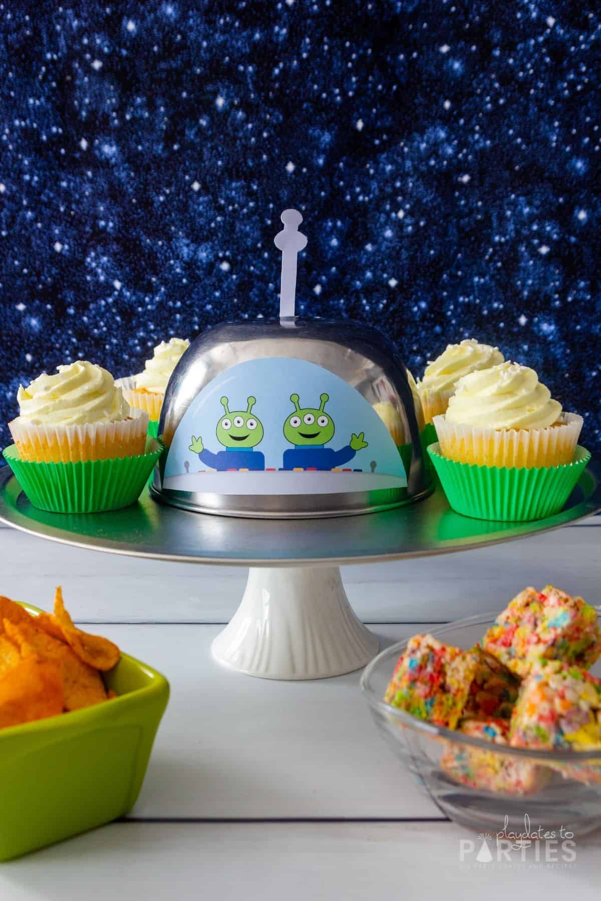 Alien Flying Saucer UFO Party Decorations – PlayDates to Parties
